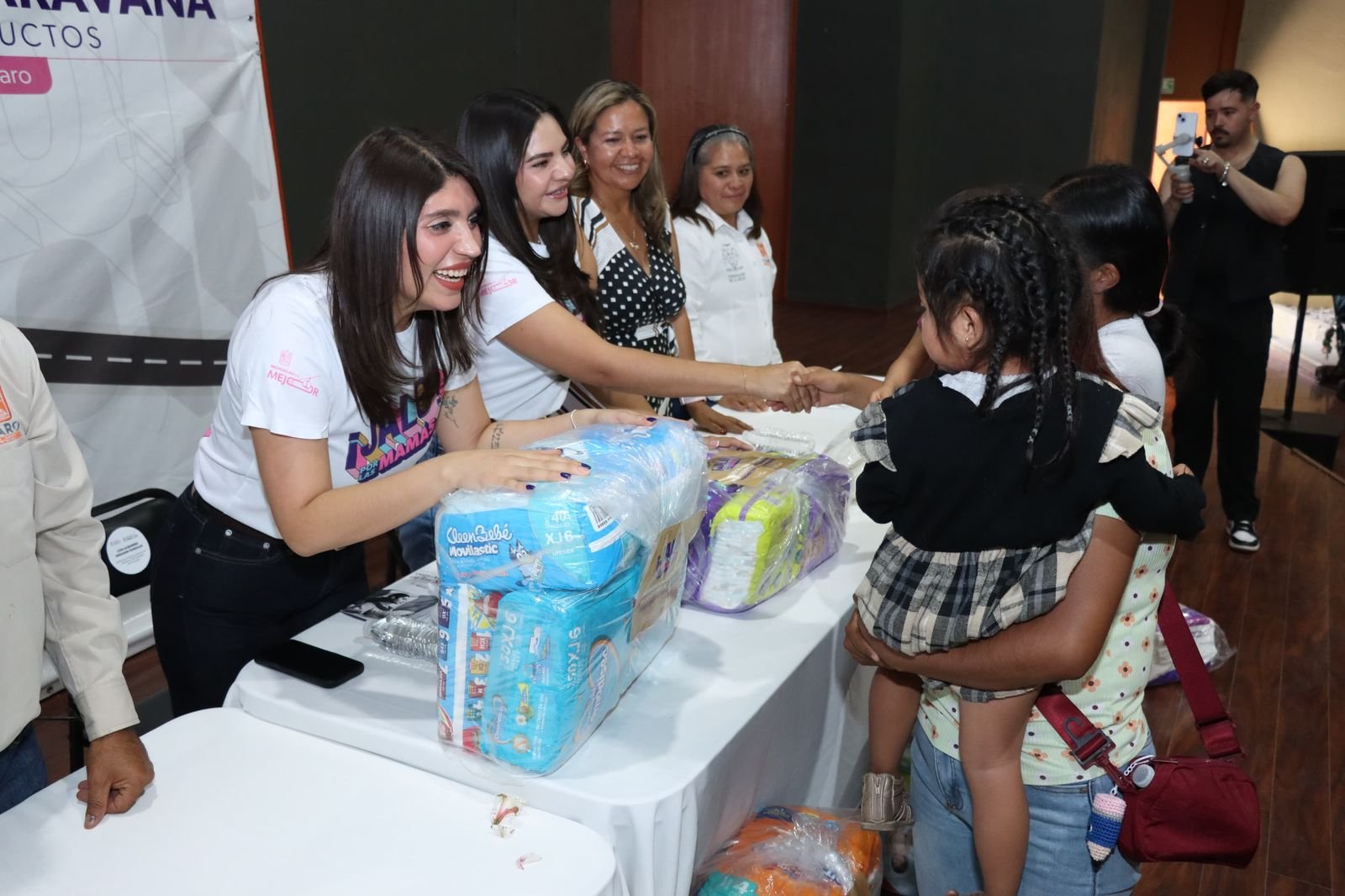 Caravana 'Jalo por las Mamás' en Michoacán: Apoyo Integral y Dignificación del Cuidado Familiar