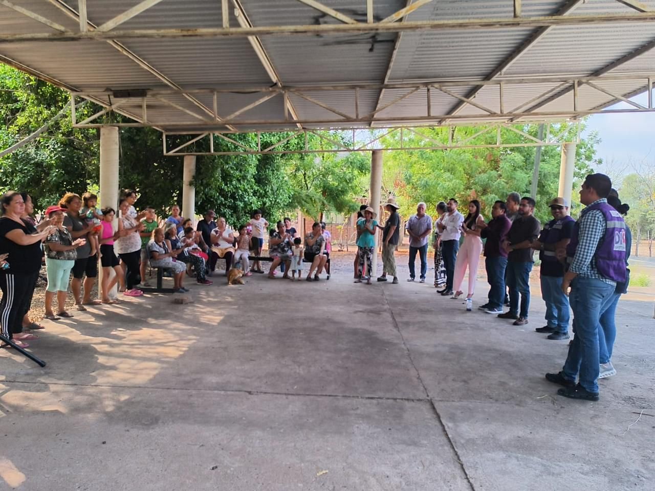 Familias Desplazadas Comienzan Retorno a sus Hogares en Apatzingán con Acompañamiento del Gobierno