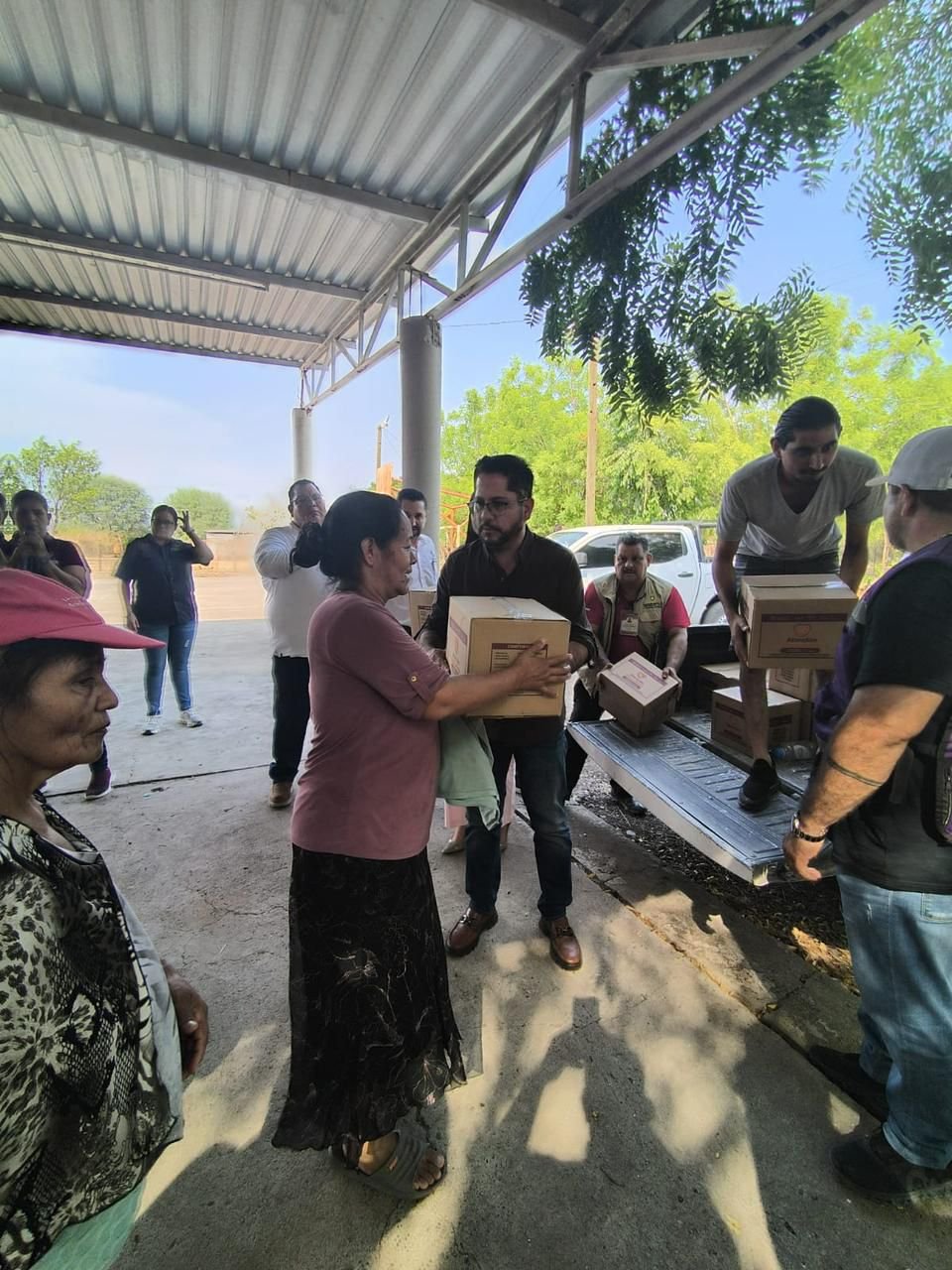 Familias Desplazadas Comienzan Retorno a sus Hogares en Apatzingán con Acompañamiento del Gobierno