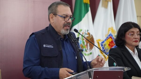 Corredor Ecológico en Tres Puentes, Morelia: árboles trasplantados y especies nativas junto a la ribera del Río Grande