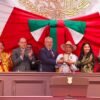 Gobernador Alfredo Ramírez Bedolla entrega presea a representantes de comunidades mazahuas en ceremonia conmemorativa
