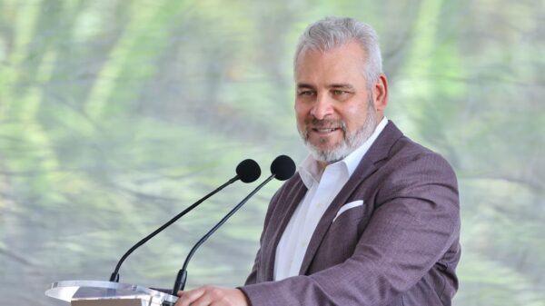 Gobernador Alfredo Ramírez Bedolla anunciando detenciones masivas de presuntos integrantes de grupos delictivos en Michoacán