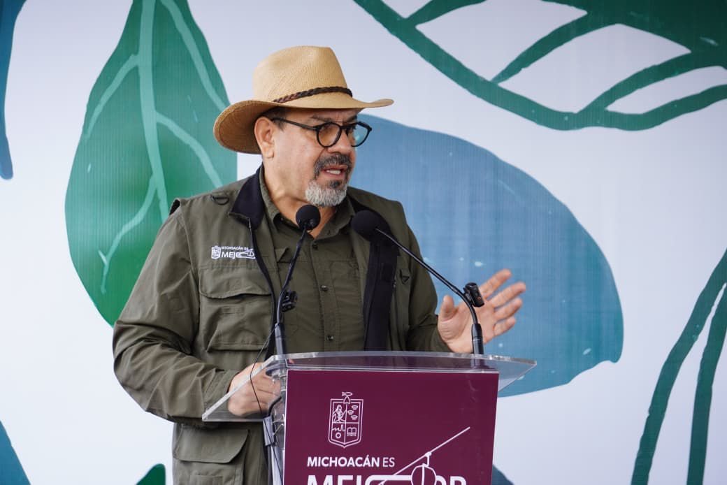 Logotipo de la Secretaría del Medio Ambiente de Michoacán junto al nombre 'Morebús' y fecha 28 de agosto de 2026