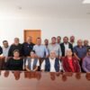 Carlos Torres Piña en diálogo con docentes y representantes sindicales de educación media superior en un evento en Morelia, Michoacán