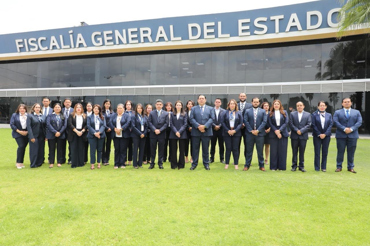 Presentación formal del Primer Informe Anual de Resultados de la Contraloría de la FGE ante el Congreso del Estado en Morelia, Michoacán.