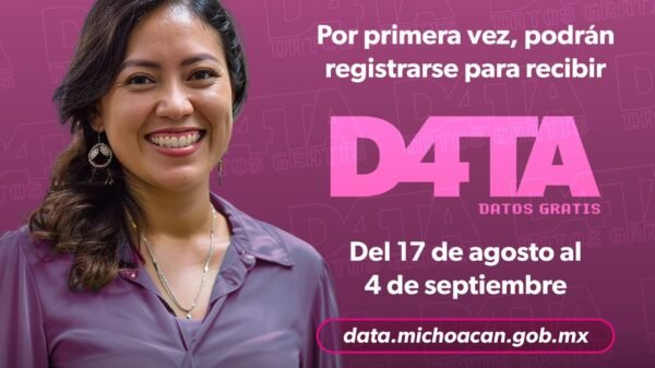 Logotipo oficial del programa D4TA Datos Gratis junto a imágenes simbólicas de conexión digital, docentes y dispositivos móviles en contexto educativo michoacano