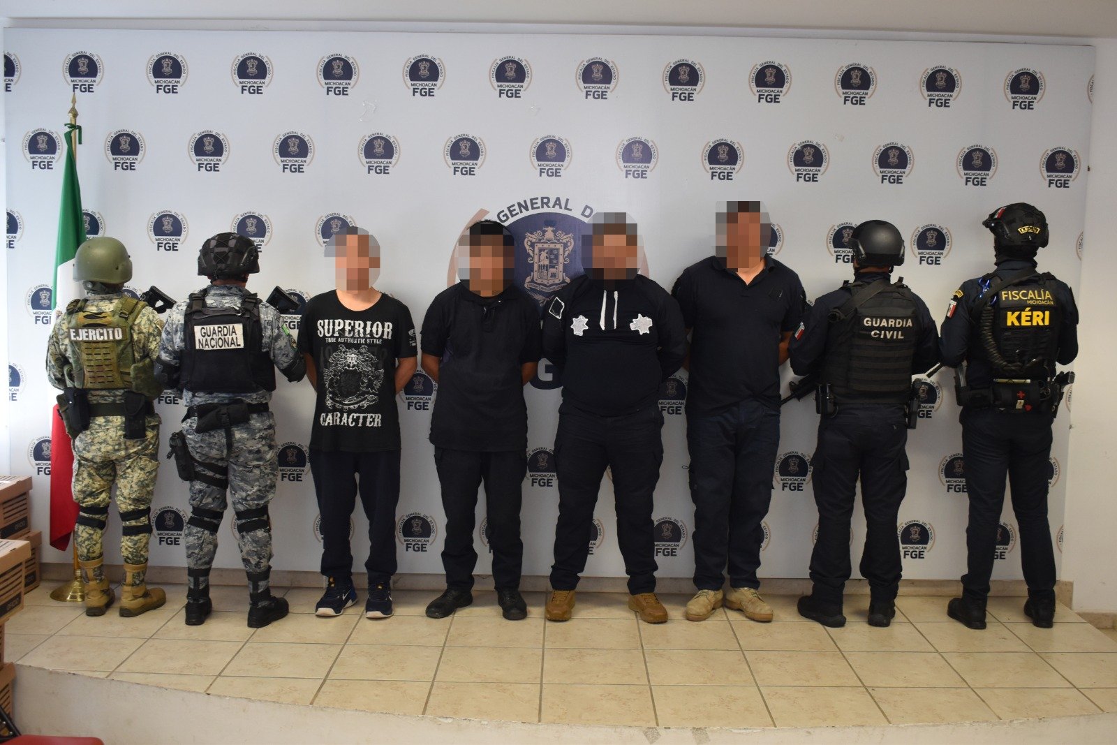 Operativo conjunto de FGE, Guardia Civil, DEFENSA y Guardia Nacional en José Sixto Verduzco, Michoacán, tras detenciones por desaparición de personas
