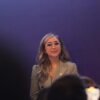 Diputada Grecia Aguilar Mercado frente al edificio del Congreso del Estado de Michoacán, anunciando la capacitación para el Parlamento Juvenil Incluyente 2026