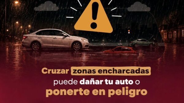 Ilustración de lluvia intensa sobre paisaje montañoso de Michoacán, con símbolos de kit de emergencia y señal de advertencia