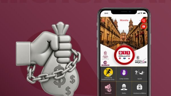 Captura de pantalla de la app 911 Michoacán mostrando el apartado 'Extorsión' en funcionamiento en un teléfono móvil