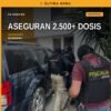 aseguran dosis metanfetamina: agentes de la Fiscalía General del Estado de Michoacán con paquetes de droga decomisados en