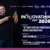 Rafa Carbajal hablando en un escenario moderno con logo de InnovationFest2026 y fondo de Ceconexpo Morelia