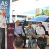 Gobernador Alfredo Ramírez Bedolla entrega tres patrullas Ford Police Interceptor a elementos de la Policía Municipal de Zamora.