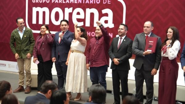 Fotografía de la diputada Belinda Iturbide Díaz durante su presentación del Informe Legislativo en el Congreso de Michoacán, septiembre de 2026