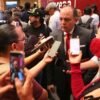 Diputado Baltazar Gaona García hablando frente a micrófonos en un evento institucional en Morelia, Michoacán, el 4 de septiembre de 2026
