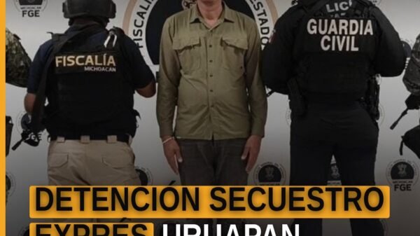 Detención secuestro exprés en Uruapan: agentes de SSP, Defensa y GN escoltan a dos personas junto a un auto Honda y paquetes