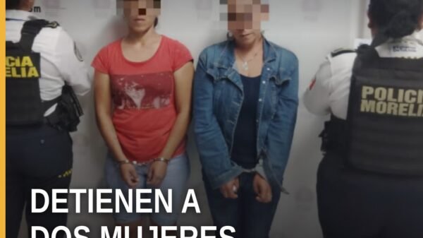 Dos mujeres esposadas por policías de Morelia tras presunto allanamiento de morada en Ampliación La Huerta
