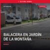 Escena policial en la calle De la Montaña, Jardín de la Montaña, Morelia, tras enfrentamiento armado con vehículos dañados y