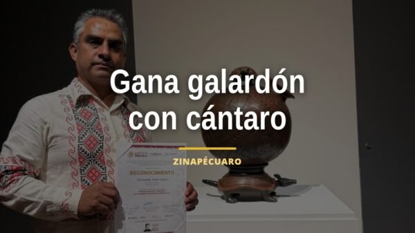 Cántaro armadillos zinapécuaro: pieza de barro bruñido con forma de cántaro inclinado y decoración de armadillos y grecas