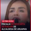 Imagen simbólica de dos teléfonos móviles sobre una mesa con un sello de la Fiscalía de Michoacán, relacionada con los