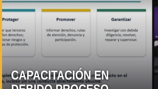 Fiscalía Michoacán debido proceso: grupo de servidores públicos participando en una capacitación sobre derechos humanos y