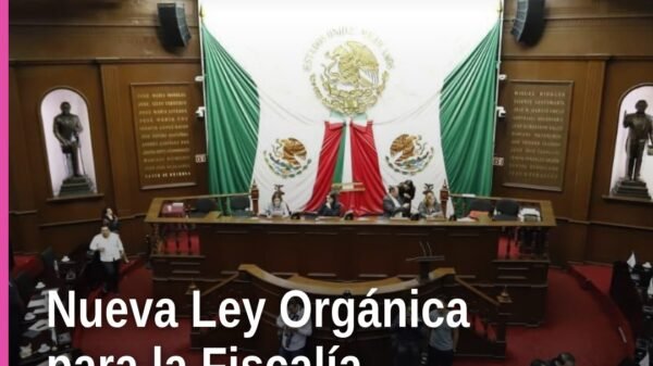 Congreso del Estado de Michoacán en sesión plenaria en Morelia, donde se aprobó la nueva Ley Orgánica para la Fiscalía de