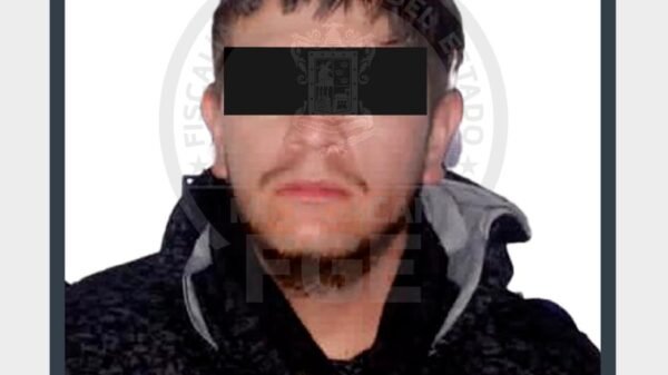Fiscalía Michoacán trata: representación simbólica de justicia con elementos de Morelia y un escudo institucional