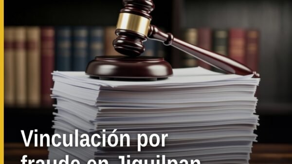 Fiscalía Michoacán vinculación a proceso por fraude en Jiquilpan: representación simbólica de juez, carpeta de investigación