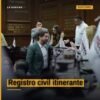 Registro civil itinerante en una comunidad rural de Michoacán, con personal atendiendo a familias bajo carpas y letreros