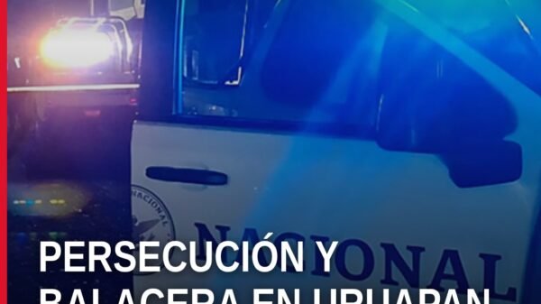 Escena de persecución y balacera uruapan: camioneta Dodge Ram gris detenida en camino rural entre Santa Rosa, El Sabino y