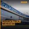Fotografía simbólica de un escritorio gubernamental con escudo de Michoacán y documento de renuncia fiscal michoacán