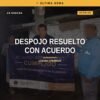 Ilustración simbólica de dos personas firmando un documento frente a un edificio residencial, con logo del CMASC y la