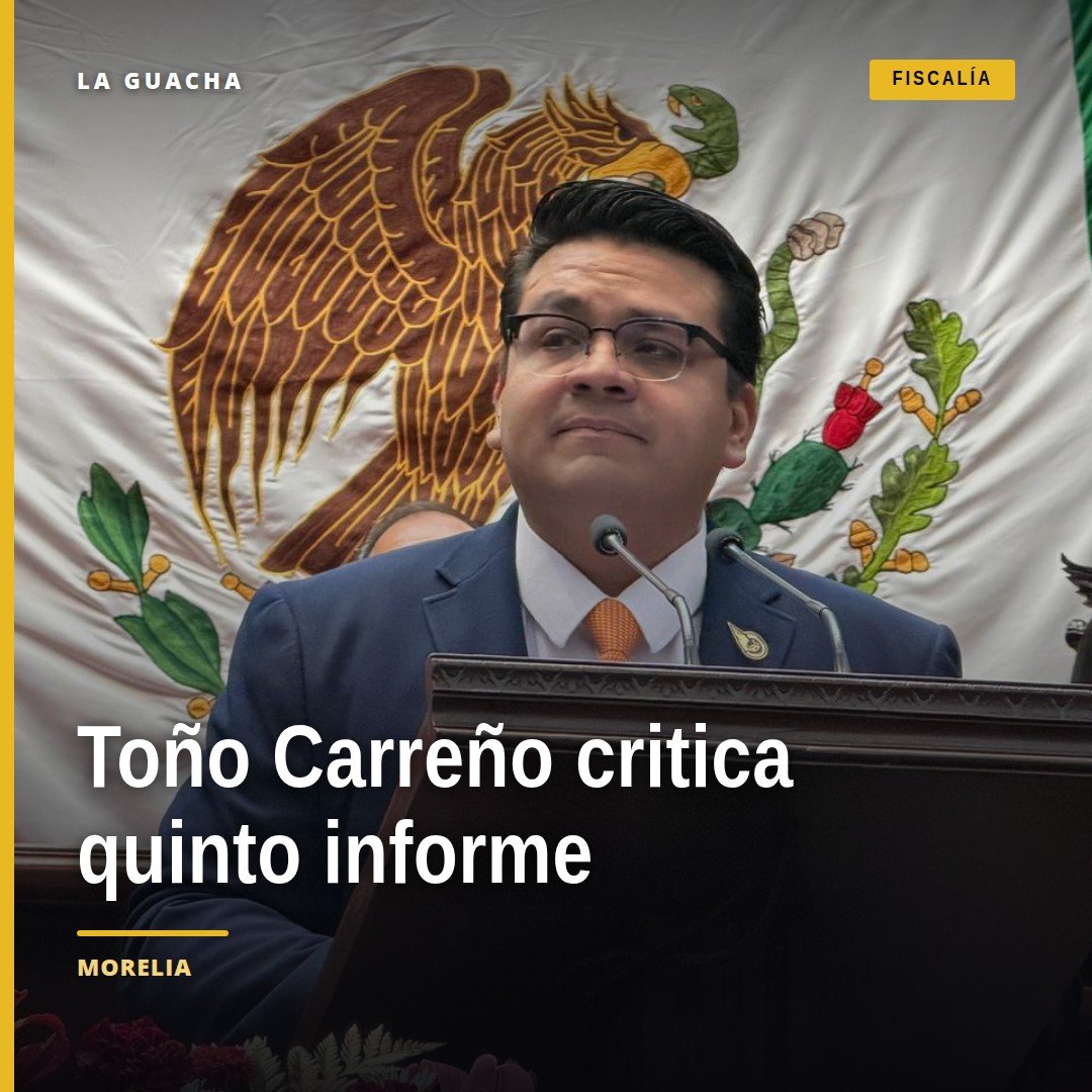 Toño Carreño Sosa hablando en el pleno del Congreso del Estado de Michoacán durante la sesión del quinto informe de