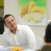 Carlos Torres Piña hablando en un evento público en Morelia, Michoacán, respaldando la política fiscal de Sheinbaum