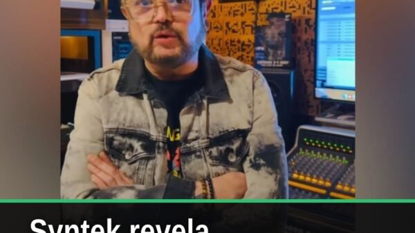 Fotografía de Aleks Syntek hablando frente a cámara, expresión serena, relacionada con salud mental aleks syntek