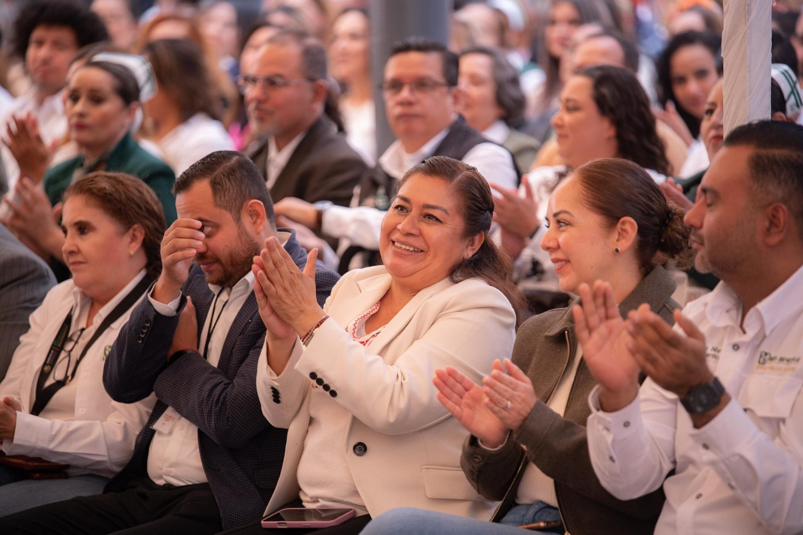 ampliación camas ceao en Morelia, Michoacán, durante el 31 Aniversario del Centro Estatal de Atención Oncológica