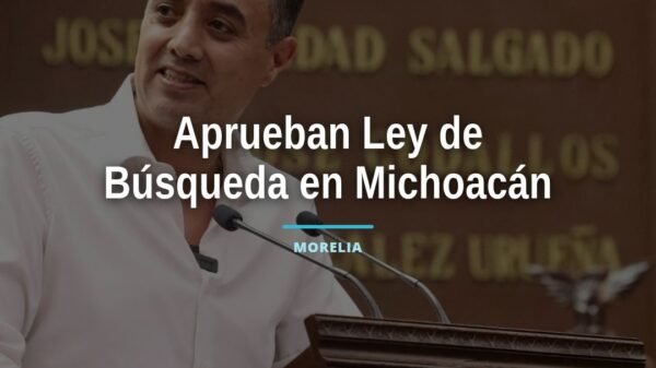 Diputado Juan Pablo Celis Silva hablando ante el Congreso del Estado en Morelia durante la aprobación de la ley de búsqueda