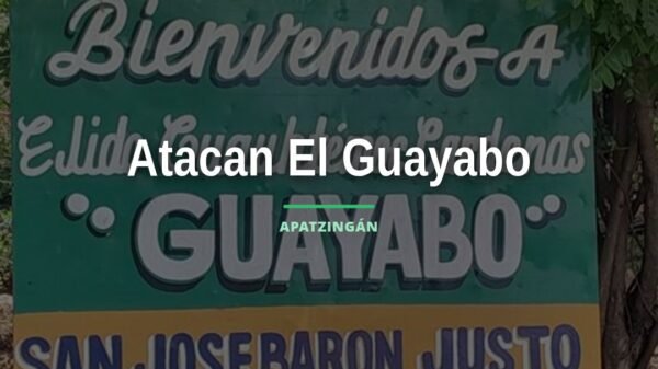 Fachada de una vivienda en El Guayabo, Apatzingán, con impactos de bala, bajo cielo nublado — el guayabo bajo el fuego