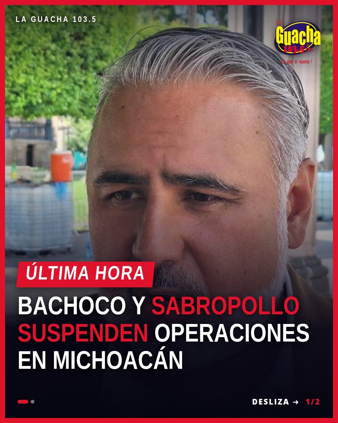 Fotografía simbólica de camiones de distribución estacionados frente a una bodega cerrada en Michoacán, con letrero