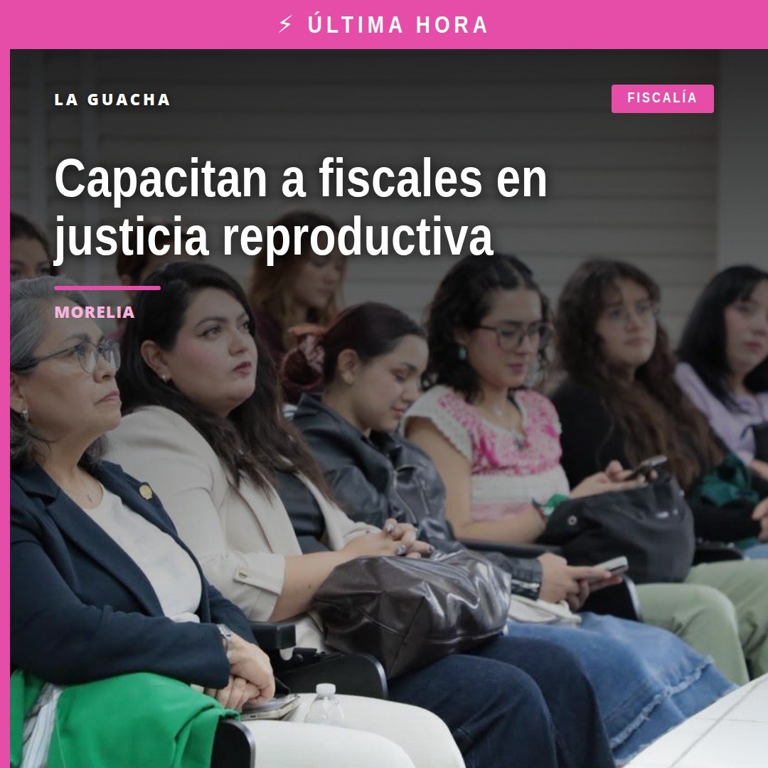 Grupo de servidores públicos participando en una charla sobre acceso a la justicia y derechos sexuales y reproductivos en