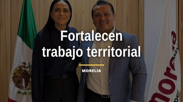 Carlos Torres Piña y Ariadna Montiel Reyes en reunión de trabajo en Morelia para fortalecer trabajo territorial