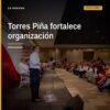 Carlos Torres Piña hablando ante dirigentes y militantes de Morena en un evento en Pátzcuaro o Morelia, fortalece
