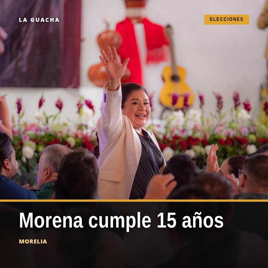 morena 15 años: diputada Belinda Iturbide Díaz hablando ante micrófono en evento público en Morelia, Michoacán