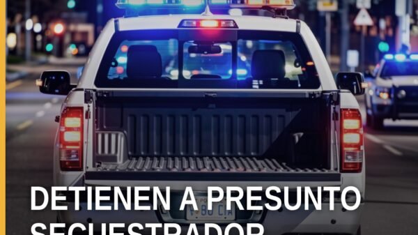 Ilustración simbólica de una orden de aprehensión y siluetas de tres mujeres, con fondo que evoca Apatzingán y la Fiscalía