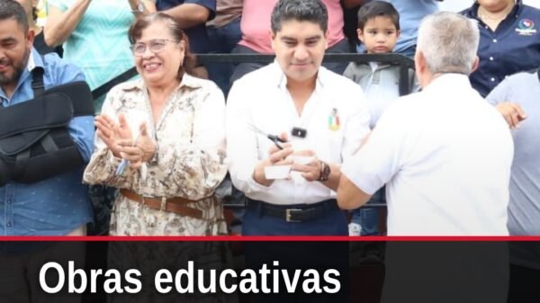 apoyo al sector educativo: autoridades de Huetamo entregan obras de infraestructura en una escuela local con presencia de