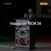 Fotografía del Teatro Matamoros en Morelia durante la inauguración del festival internacional de cine, con público y cartel
