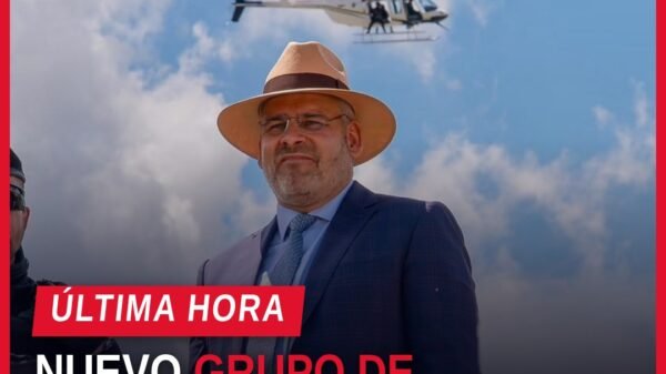 grupo de operaciones especiales: elementos de la Guardia Civil en formación táctica con equipo blindado y armamento en