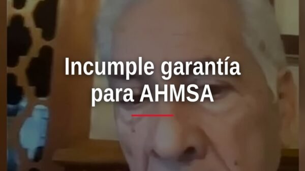Imagen representativa de una acerera cerrada y documentos judiciales sobre la garantía incumplida para AHMSA