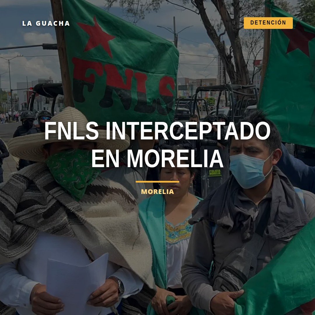 Manifestantes del FNLS interceptados por policías en el obelisco a Lázaro Cárdenas, Morelia, durante protesta del 12 de