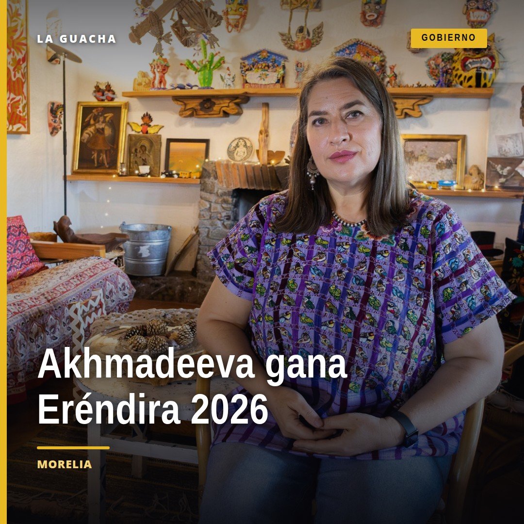 Ioulia Akhmadeeva, artista visual, recibiendo el Premio Eréndira 2026 en Morelia, Michoacán